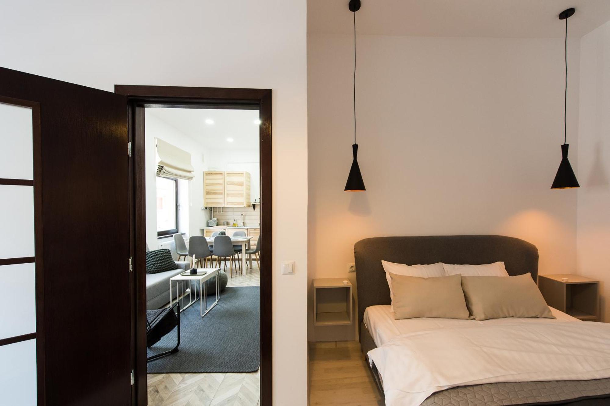 Charming Old Town Flat With Mountain View Apartamento Braşov Exterior foto