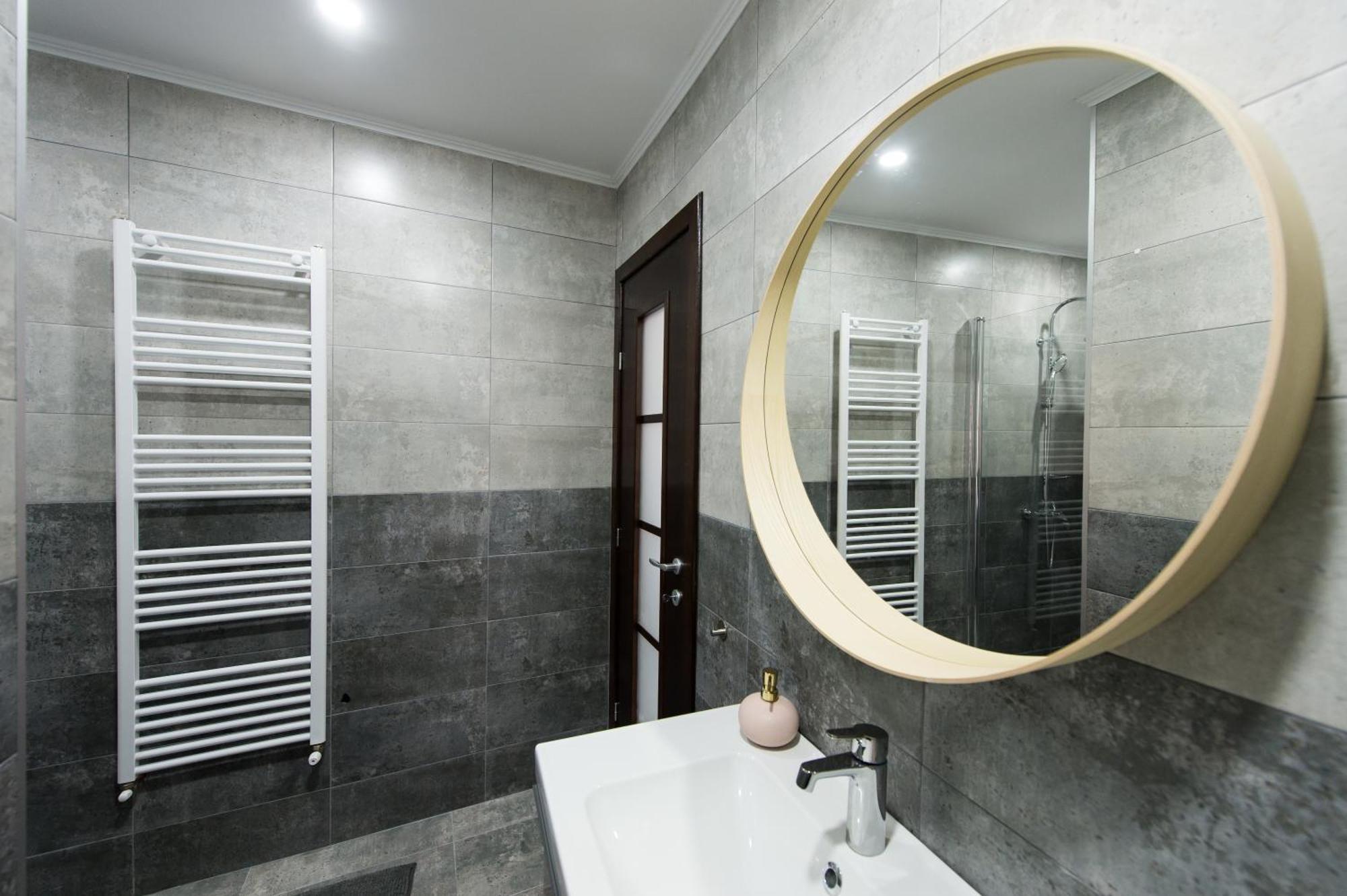 Charming Old Town Flat With Mountain View Apartamento Braşov Exterior foto